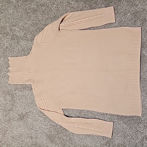 Turtleneck sweater - Picture 3 of 3